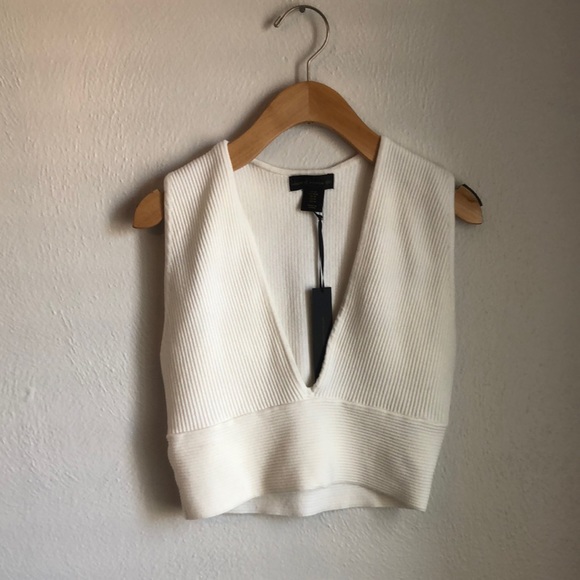 House of Harlow 1960 Tops - House of Harlow Ribbed Sleeveless Crop Sweater NWT